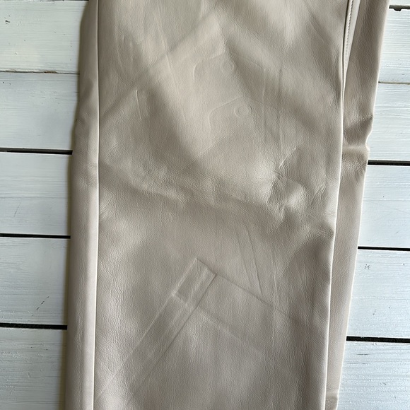 NWT Babaton Command Vegan Straight Pant in Soft Sand size 6 - Picture 14 of 16